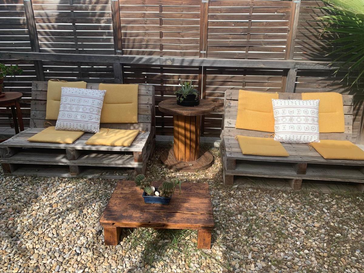 Nice Little House Apartment บาร์เซโลนา ภายนอก รูปภาพ