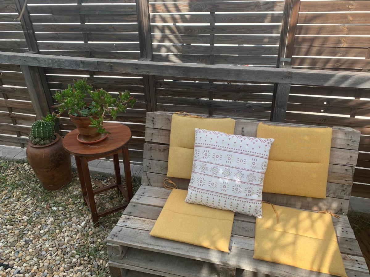 Nice Little House Apartment บาร์เซโลนา ภายนอก รูปภาพ